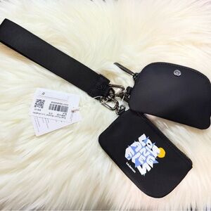 Lululemon || Dual Pouch Wristlet Los Angeles